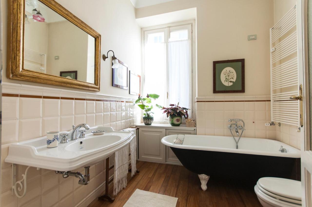 Sophisticated Apt Near Duomo Milano Ngoại thất bức ảnh
